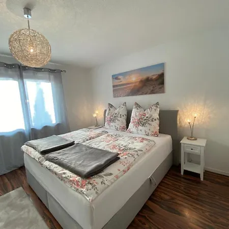 Elviras Apartment Singen  Zimmer foto